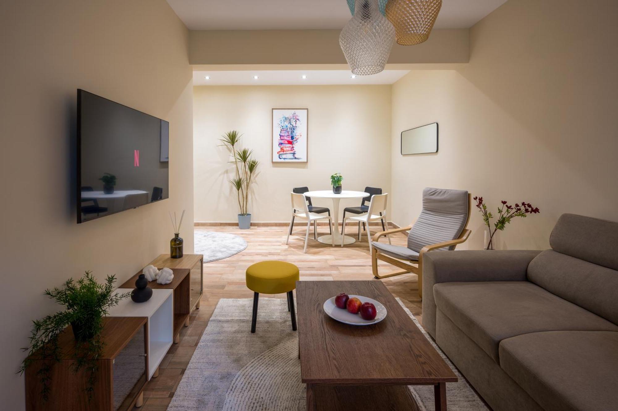 Mia Homes - National Museum Appartement *